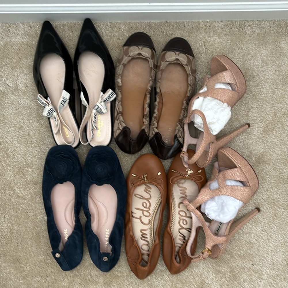 Bundle of shoes